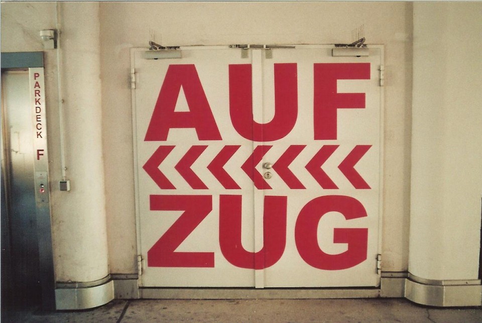 AufZug - Parkdeck F